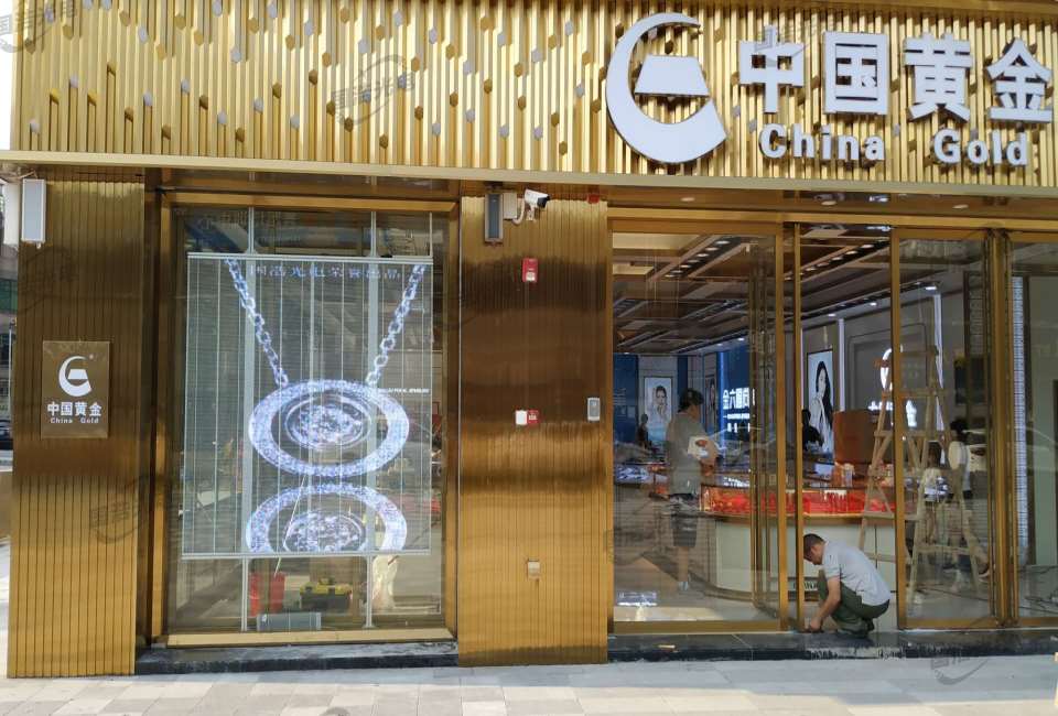 金紫广场中国黄金品牌店GH-P3.91x7.8透明屏项目