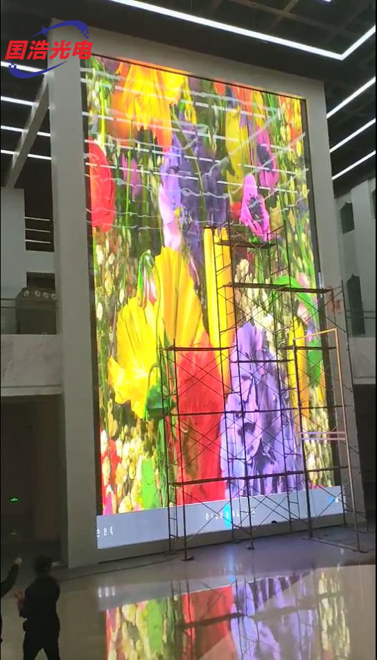 青岛软件园室内led透明屏项目案例